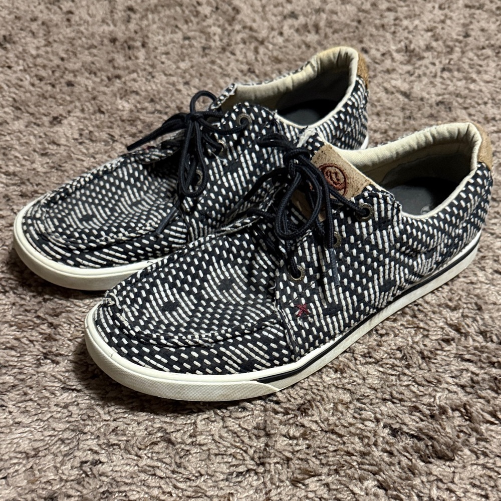 Women’s twisted x shoes